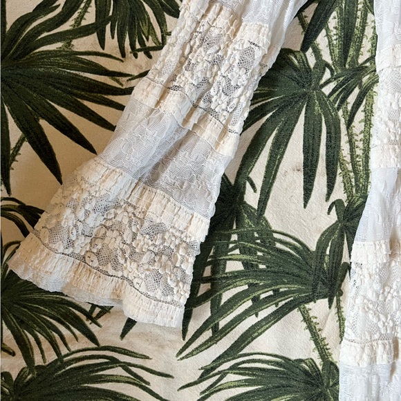 ✨SOLD✨ Audrey 3+1 • White Lace Mini Dress - Picture 3 of 11